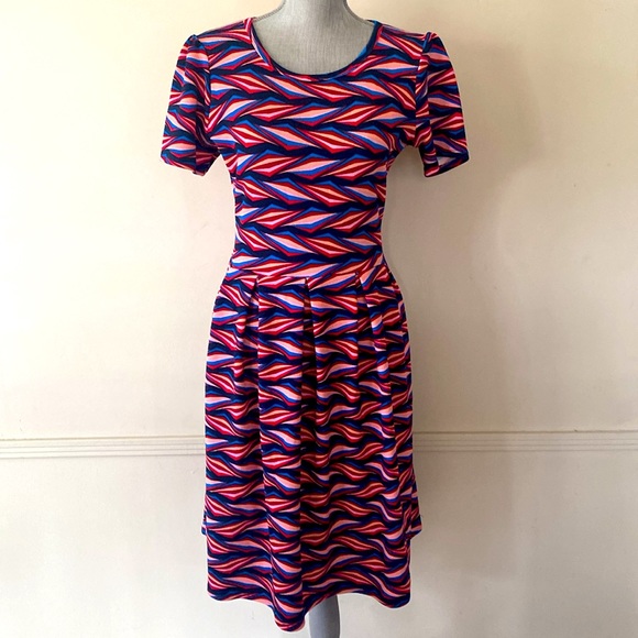 LuLaRoe “AMELIA” MIDI DRESS SIZE LARGE 🌟NWOT🌟 - Picture 14 of 15